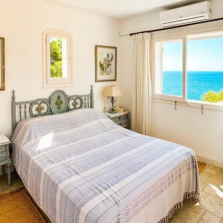 Exclusive On The Seafront Dağ evi Moraira